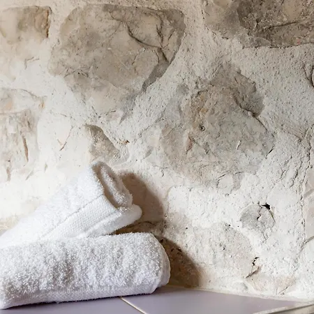 Trullo Lina *